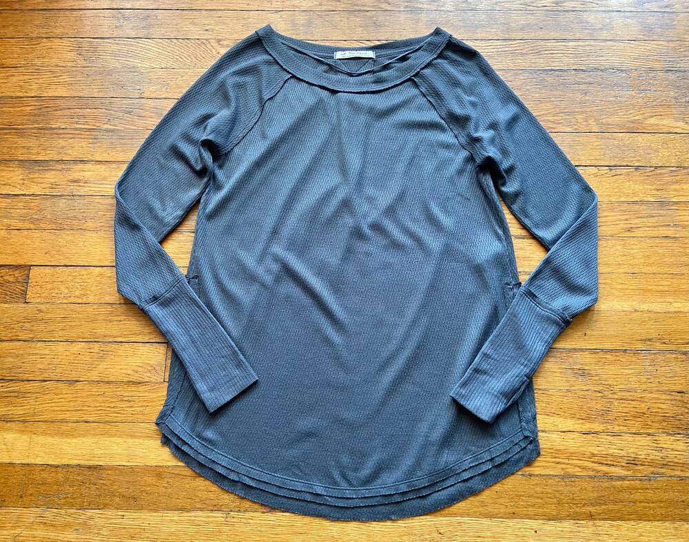 FREE PEOPLE Oversized Waffle Knit Sweater Womens sz S